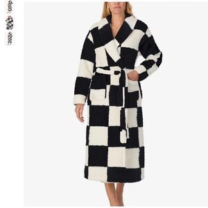 Sanctuary Black and White Checkered Robe